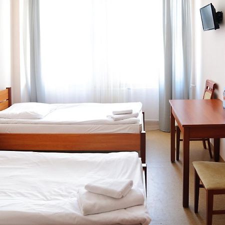 Baza Hotelowa Bobrowiecka 9 바르샤바 외부 사진