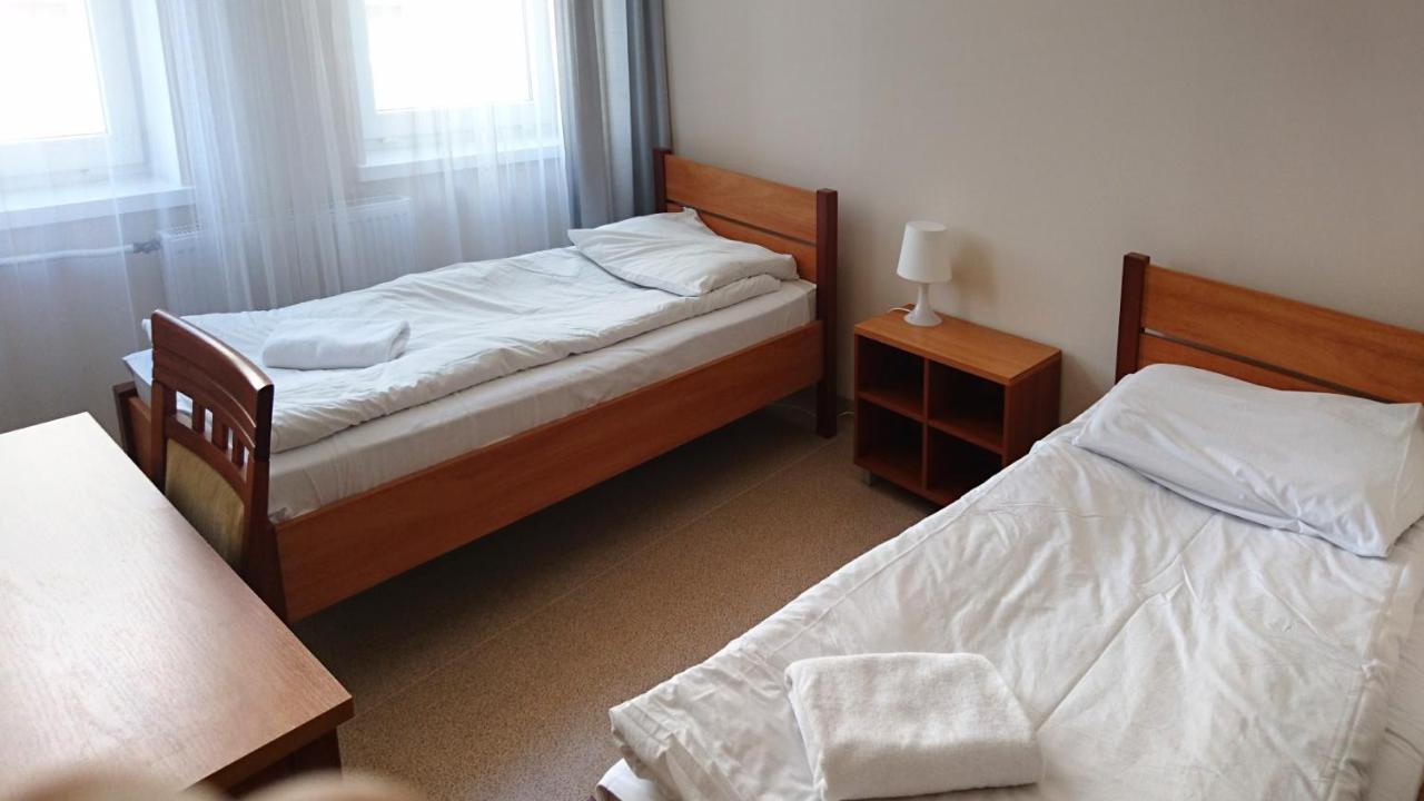 Baza Hotelowa Bobrowiecka 9 바르샤바 외부 사진