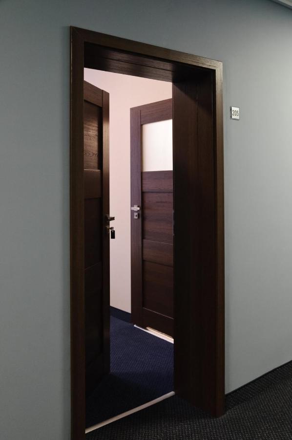Baza Hotelowa Bobrowiecka 9 바르샤바 외부 사진