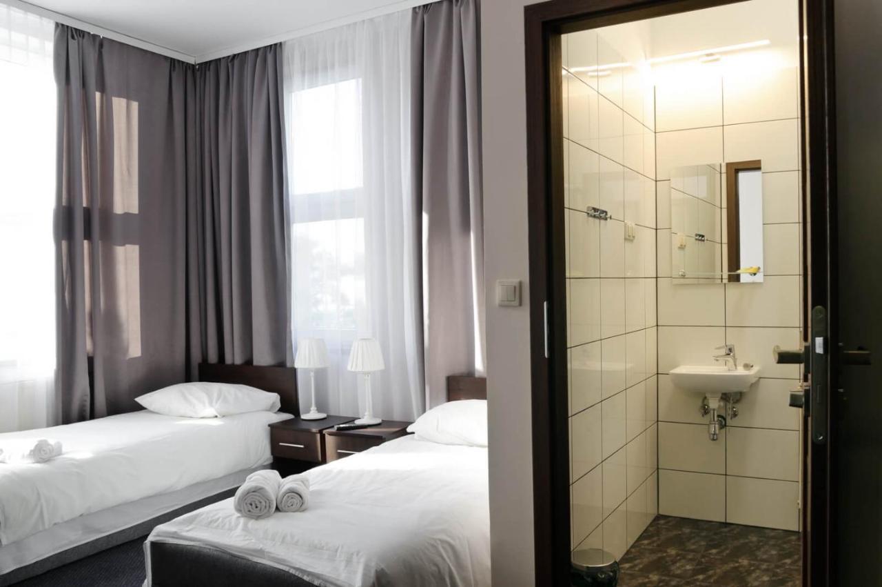 Baza Hotelowa Bobrowiecka 9 바르샤바 외부 사진