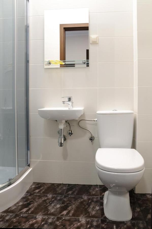 Baza Hotelowa Bobrowiecka 9 바르샤바 외부 사진
